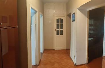 3 комнаты, 60 м², 2 этаж — 3