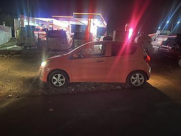 продаю ласетти: Chevrolet Spark: 2018 г., Бензин, Хэтчбэк — 5