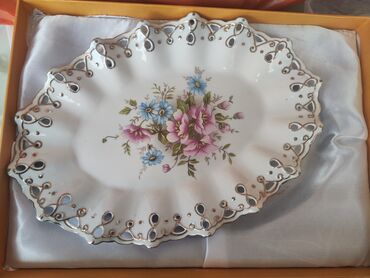 qız şəkili çəkmək: Бокалы