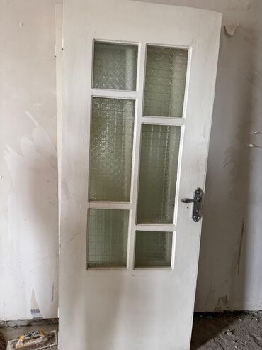 qapı uzlukleri: Yataq otağı üçün İşlənmiş Otaq qapısı 90x210 sm Üzlük ilə, Ödənişli çatdırılma