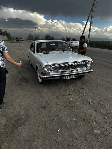 я ищу лада приора: ГАЗ 24 Volga: 1973 г., 2.5 л, Механика, Бензин, Седан