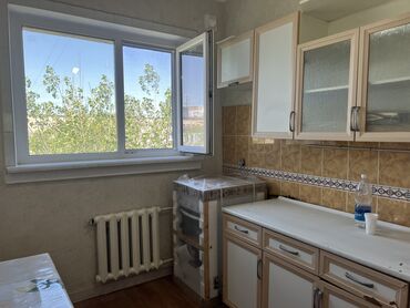 Продажа квартир: 3 комнаты, 63 м², Индивидуалка, 5 этаж, Косметический ремонт