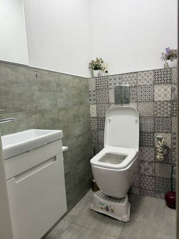 Квартиры: 4 комнаты, 98 м², Элитка, 3 этаж, Дизайнерский ремонт