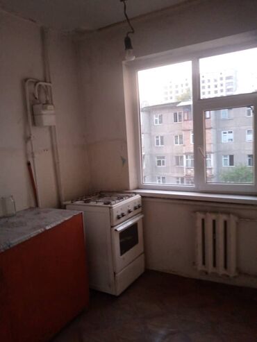 ищу квартиру кара балте: 1 комната, 40 м², 107 серия, 2 этаж, Старый ремонт