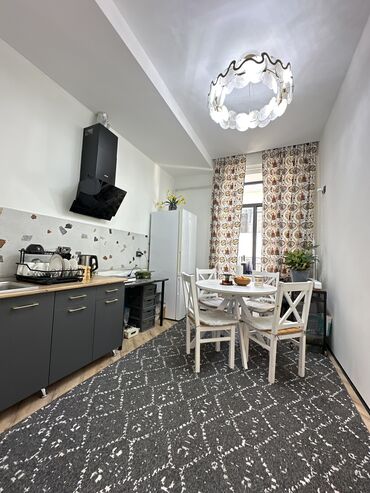 сдается квартира каракол: 1 комната, 35 м², Индивидуалка, 2 этаж, Дизайнерский ремонт