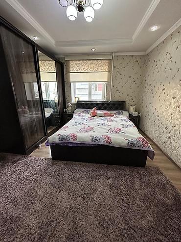 Продажа коттеджей и домов: Продается двухэтажный дом с действующим бизнесом! Район: Ак ордо — 7