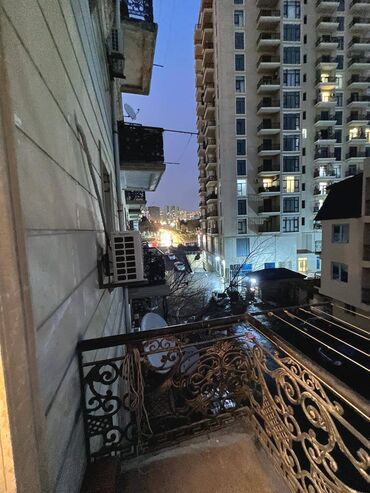 Köhnə tikili: Bakı, 2 otaqlı, Köhnə tikili, m. Həzi Aslanov, 67 kv. m -da lalafo.az — 13 Köhnə tikili: Bakı, 2 otaqlı, Köhnə tikili, m. Həzi Aslanov, 67 kv. m — 13