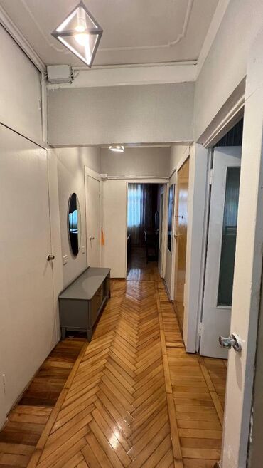 Uzunmüddətli kirayə mənzillər: Həzi aslanov metrosunu çıxışı,Grand marketin üstündə,9 mərtəbənin,6-cı — 15