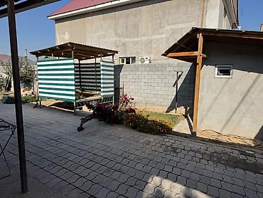 парковая: Продаётся участок с домом и хозяйственными постройками. - Участок — 7