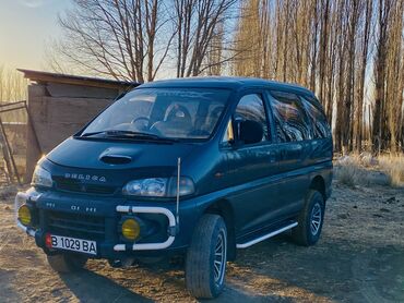 Mitsubishi: Mitsubishi Delica: 1994 г., 2.8 л, Автомат, Дизель, Внедорожник