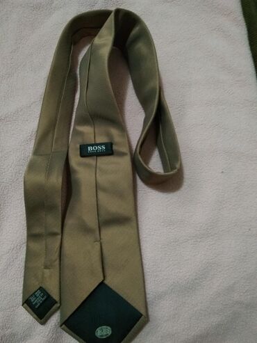 Košulje: Kravata 
Hugu Boss — 8