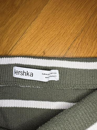 Suknje: Bershka rebrasta uska suknja na pruge - Brend: Bershka (etiketa — 2