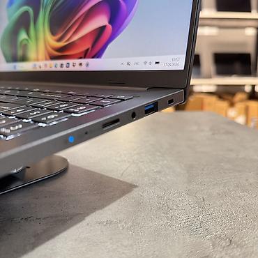 a 90: Ультрабук, Новый, Intel Core Ultra 5, В рассрочку — 2