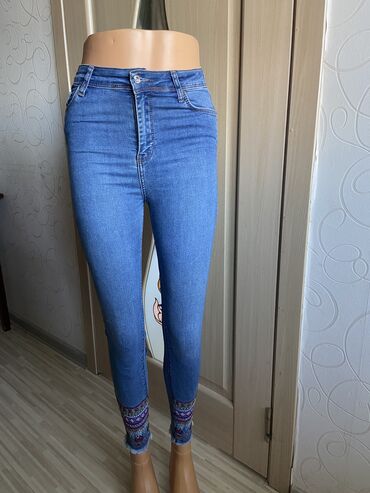 женские джинсы с высокой талией: Джинсы S (EU 36)