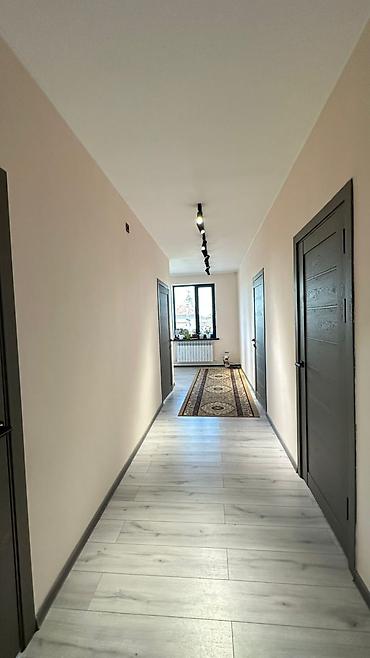 Продажа коттеджей и домов: 🏡 Продается дом в стиле Hi-Tech 📍 Район Ак-Ордо 1, всего 200 метров от — 15