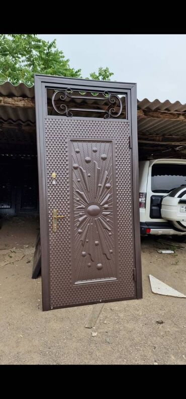 Giriş qapıları: Yeni Giriş qapısı Zəmanətli, Ödənişli quraşdırma, Ödənişli çatdırılma — 22