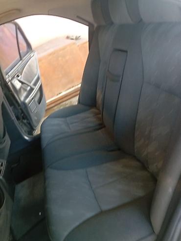 ses bogucu: Mercedes-Benz 270: 2.7 l | 2000 il Sedan — 8