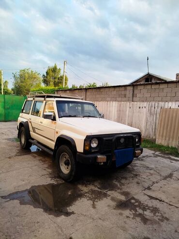 Nissan: Nissan Patrol: 1992 г., 2.8 л, Механика, Дизель, Внедорожник