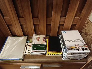 Ofis ləvazimatları: Dəftərxana və məktəb ləvazimatları dəsti.qiymetler ferqlidi Tərkib: - — 5