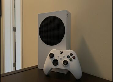 Xbox Series S: Продаю series s в идеальном состоянии без 20 тыс