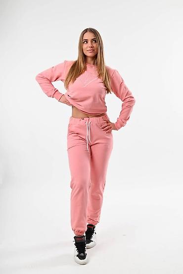 Gornji i donji deo: Pamuk sa elastinom
3200 din komad
2800 dinna seriju
S M L XL XXL

🔴 — 13