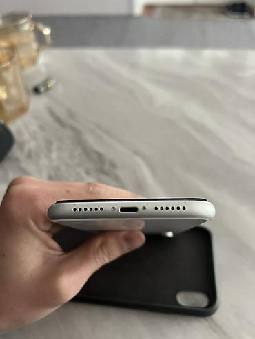 Apple iPhone: IPhone Xr, 64 ГБ, Белый, Чехол — 8