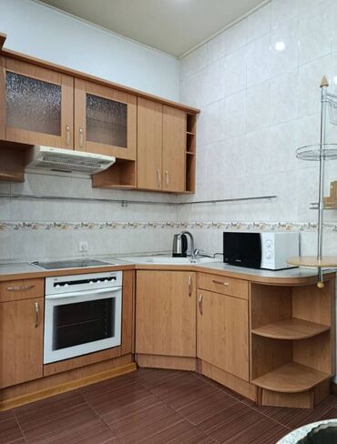 срочно продаю в связи с переездом: 2 бөлмө, Кыймылсыз мүлк агенттиги, Чогуу жашоосу жок, Толугу менен эмереги бар