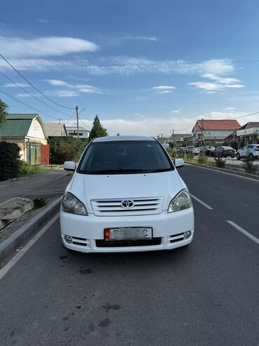 срв 2002: Toyota Ipsum: 2002 г., 2.4 л, Автомат, Бензин, Минивэн