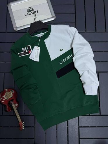 Duksevi: Duksevi 
S m l xl 2xl(pitati za dostupne vel)
Cena 3300 din — 1