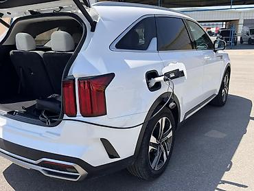 w210 oturacaqlar: Kia Sorento: 1.6 l | 2023 il Ofrouder/SUV — 4