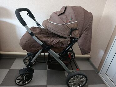 скейтборд завтра катать: Коляска, цвет - Коричневый, Б/у