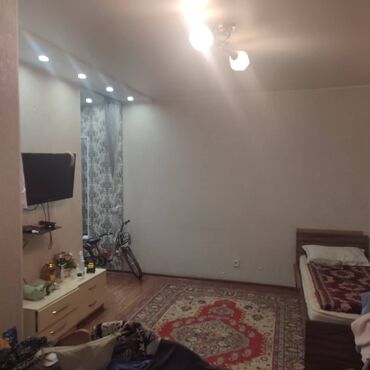 однокомнатная квартира хрущевка: 1 комната, 29 м², Хрущевка, 1 этаж