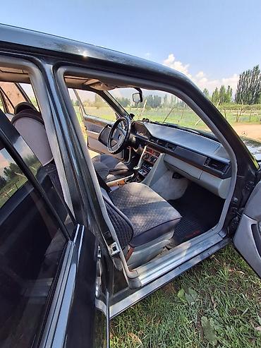 Продажа авто: Mercedes-Benz W124: 1990 г., 2.3 л, Механика, Бензин, Седан — 8