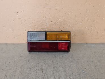 Передние фары: Задний правый стоп-сигнал Audi 1977 г., Б/у, Оригинал, Германия