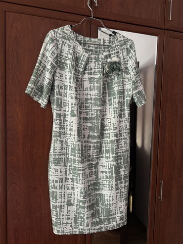 ağ don: Коктейльное платье, Миди, XL (EU 42)