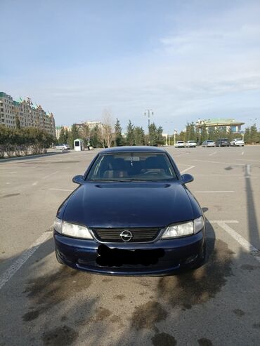 Opel: Opel Vectra: 1.8 l | 1996 il 500000 km Sedan — 1