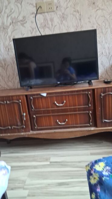 Ev üçün digər mebel: İşlənmiş, Güzgüsüz, Azərbaycan