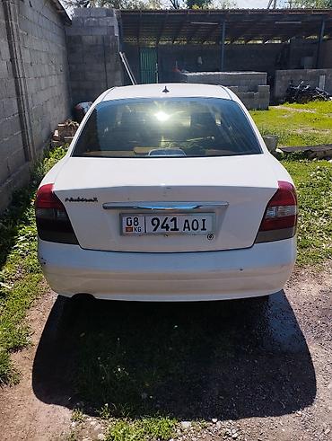 дайво: Daewoo Nubira: 2001 г., 1.5 л, Бензин, Седан — 5
