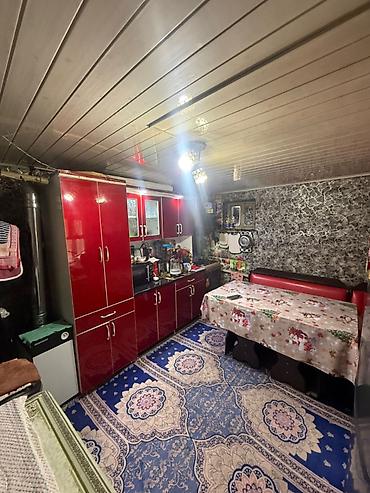 Продажа коттеджей и домов: 💎СРОЧНО ПРОДАЕТСЯ ДОМ 🏢Комнат: 3 📍Район: Ленинский район 🏘️Микрорайон — 4