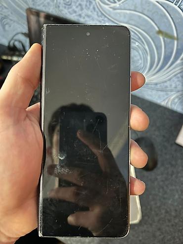Samsung Z Flip, 256 GB, rəng - Qara, Qırıq lalafo.az -da Samsung Z Flip, 256 GB, rəng - Qara, Qırıq