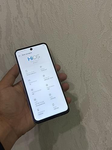 английский 11 класс учебник: Tecno Spark Go 2024, Б/у, 128 ГБ, цвет - Белый, 2 SIM — 3