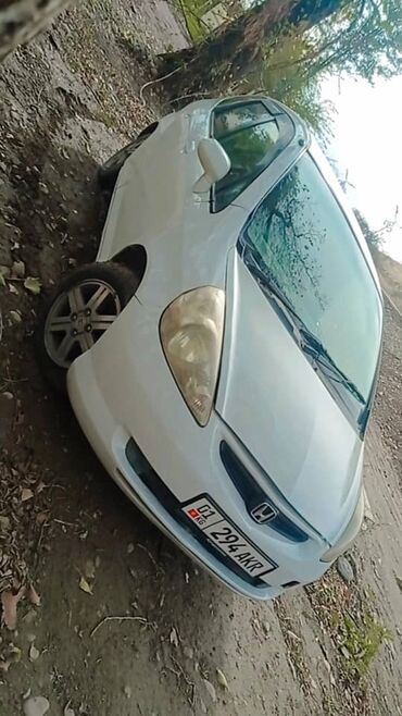 портер 1 сатып алам: Honda Fit: 2002 г., 1.3 л, Вариатор, Бензин, Хетчбек