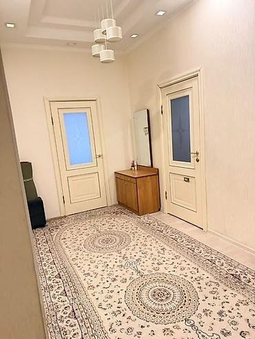 hostel osh: 2 комнаты, 68 м², Городская больница №4 (ул. Айни) 4 этаж, Свежий ремонт — 5