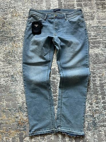 махровый: Джинсы мужские из денима светло‑голубого оттенка.Flared jeans — 1