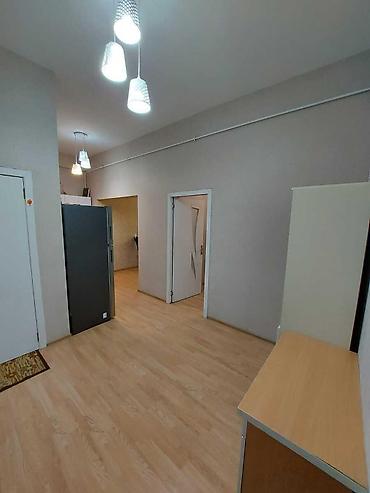 xutor kirayə ev: İcarəyə verilir 3 otaqlı yeni tikili 92 m², 28 May m. 850 AZN/ay 3 — 5