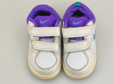 buty sportowe nike dziecięce: Sport shoes Nike, 22, Used