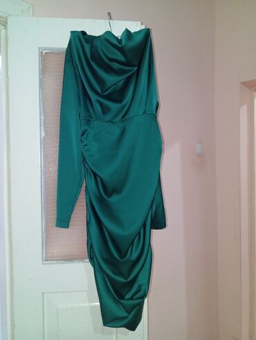 зимний платья: Вечернее платье, Классическое, Короткая модель, Атлас, С рукавами, M (EU 38)