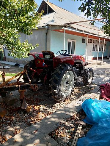 Минитрактор с навесным плугом - Полный привод 4x4, большие агрошины с