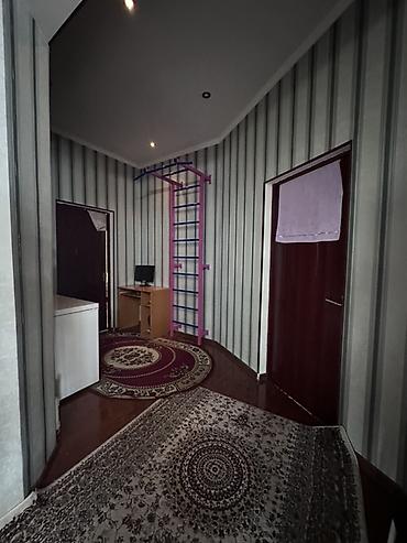 Продажа коттеджей и домов: 4 комнаты, 147 м², 5 соток, Бишкек, Собственник — 15