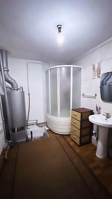 Продажа коттеджей и домов: 🏡 Продается уютный дом в районе Пишпек! 📍 Дом расположен по улице — 8